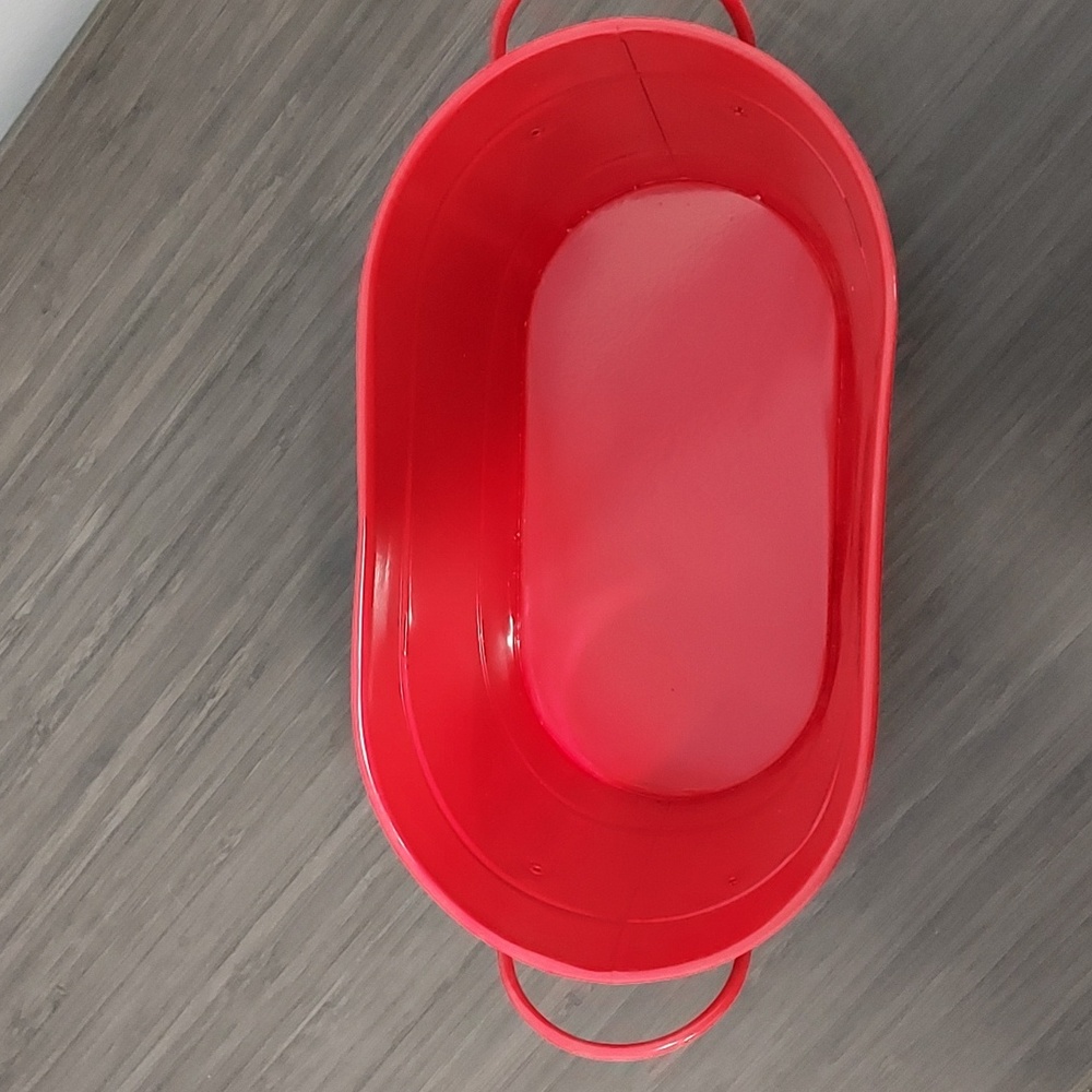 Red Tin open container - Picture 3 of 5